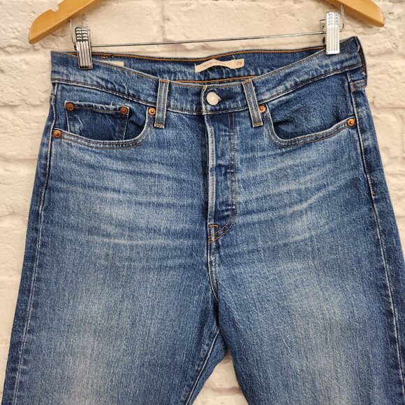 Levi's Women's Wedgie Straight High Rise Button Fly Cropped Denim Jeans Size 29 - Picture 3 of 14